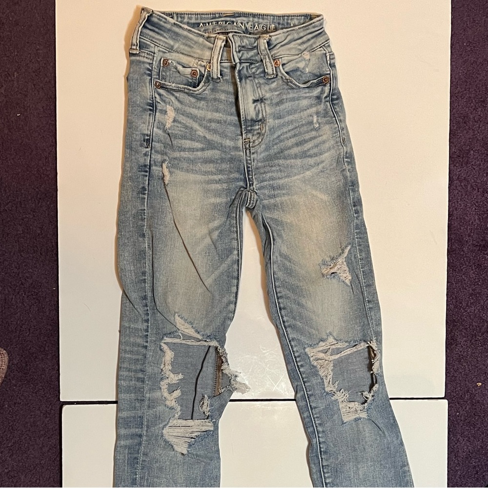 American Eagle Distressed Hi-Rise Jegging Size 00